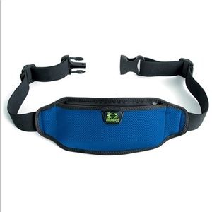 Amphipod Airlite waist pack/running belt